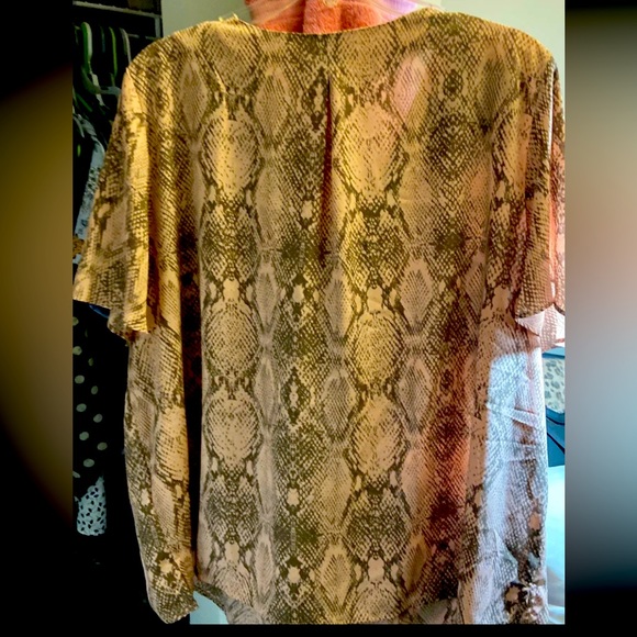 EVRI womens 2X s/s blouse - Picture 2 of 5